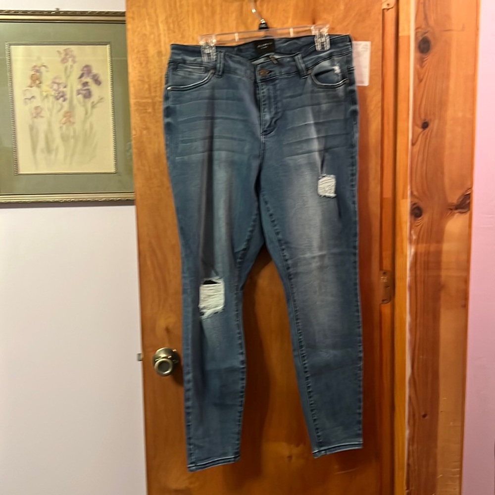 Celebrity Pink jeans